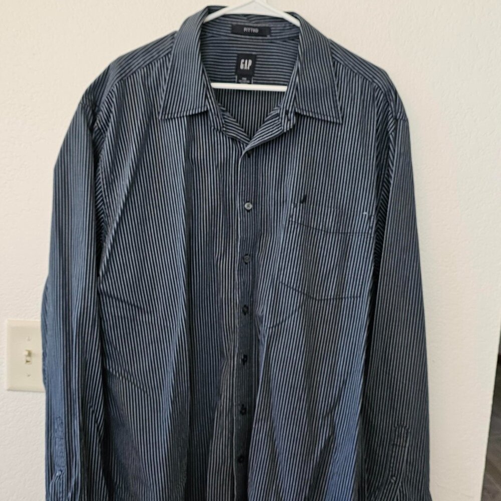 GAP Fitted Men's Dress Shirt XXL Blue Striped 100% Cotton Long Sleeves Like New